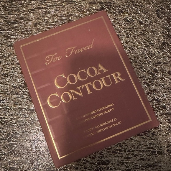 Too Faced Cocoa Contour Palette – Light/Medium - Picture 2 of 5